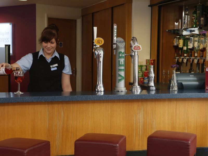 Holiday Inn Express Bristol City Centre, An Ihg Hotel מראה חיצוני תמונה
