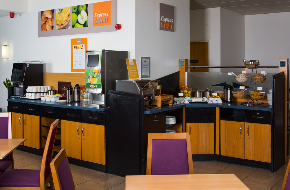 Holiday Inn Express Bristol City Centre By Ihg מראה חיצוני תמונה